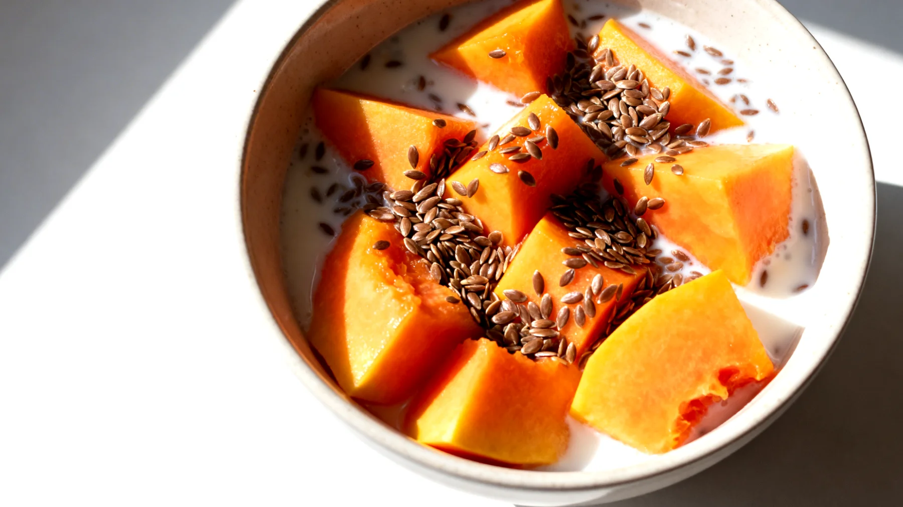 Papaya-Enzyme mit Leinsamen und Kefir"